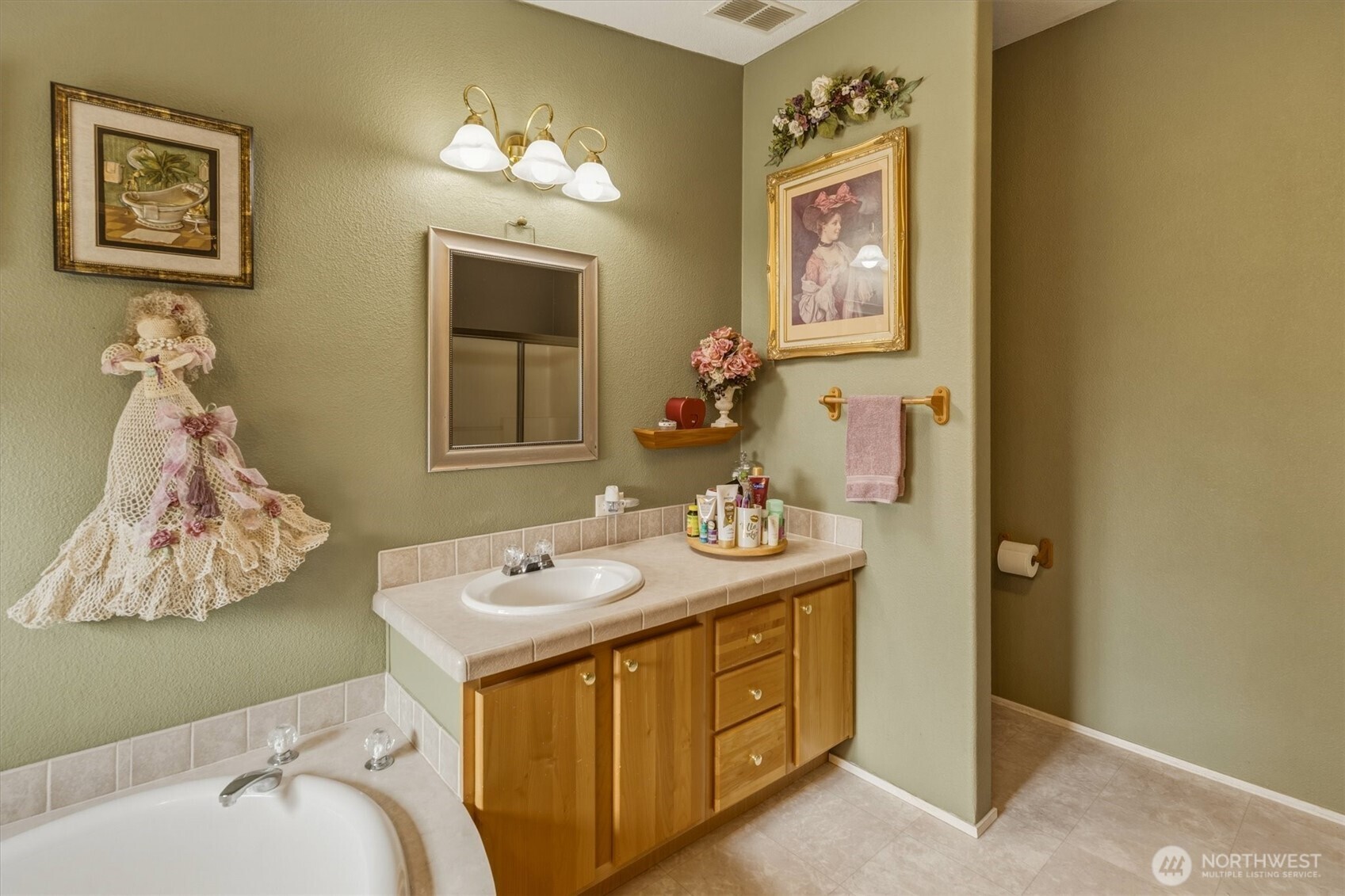 138 Twin Peaks Road , Toledo, WA 98591
