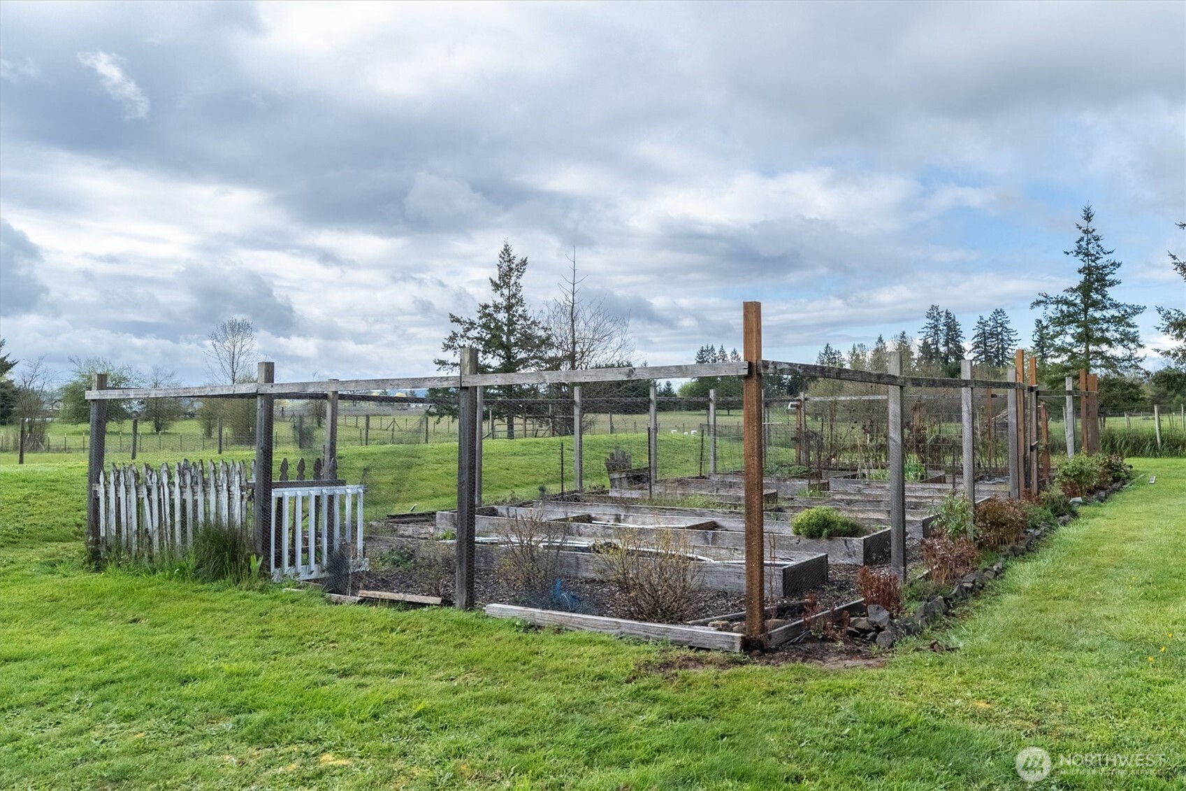 138 Twin Peaks Road , Toledo, WA 98591