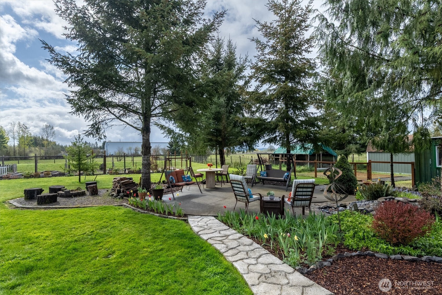 138 Twin Peaks Road , Toledo, WA 98591