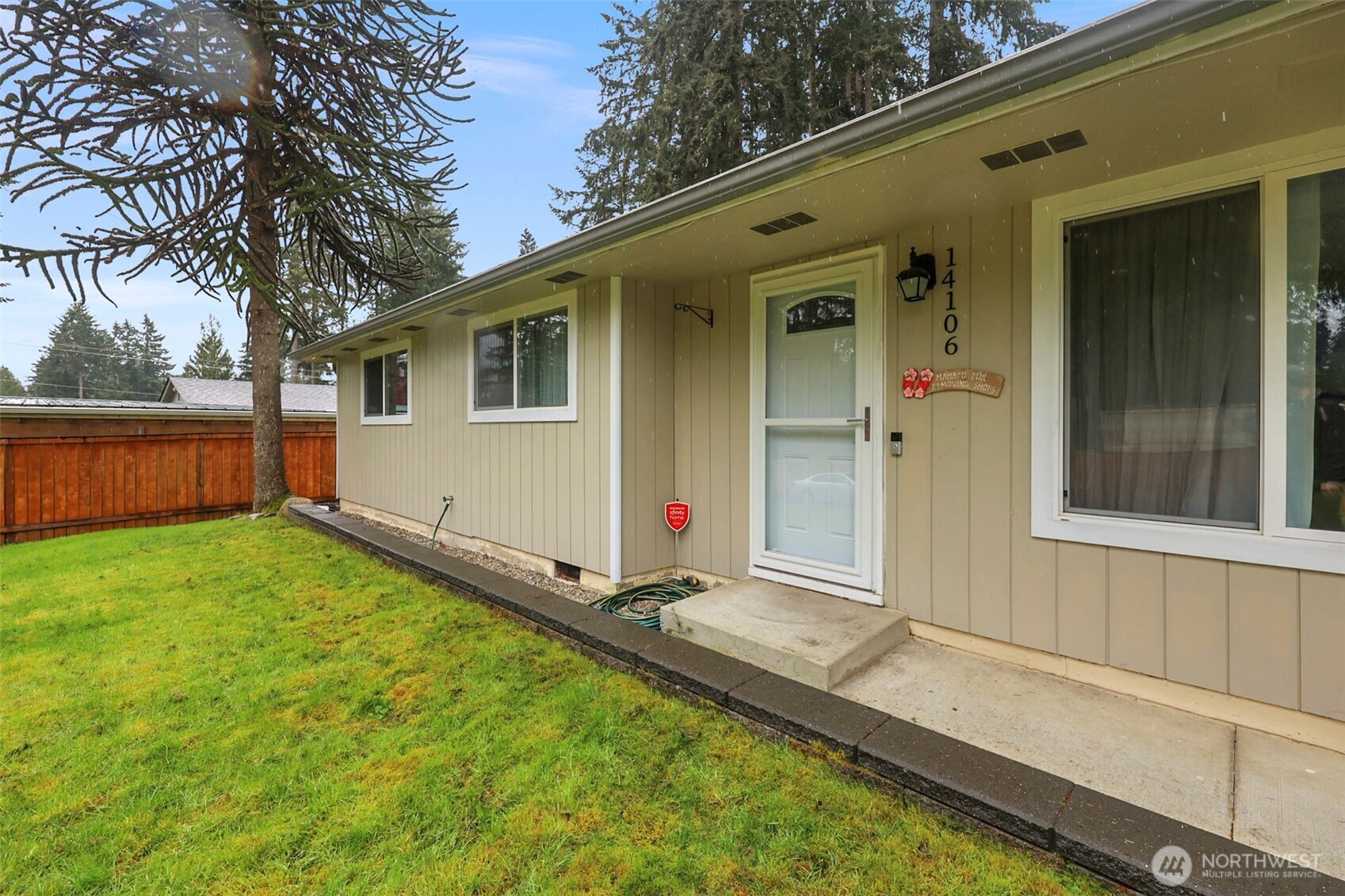 14106 Cascadian Way , Everett, WA 98208