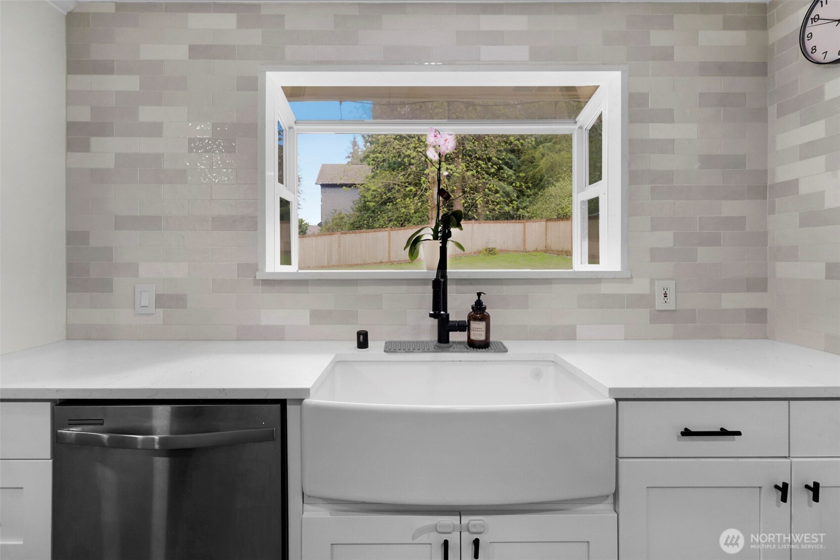 14106 Cascadian Way , Everett, WA 98208