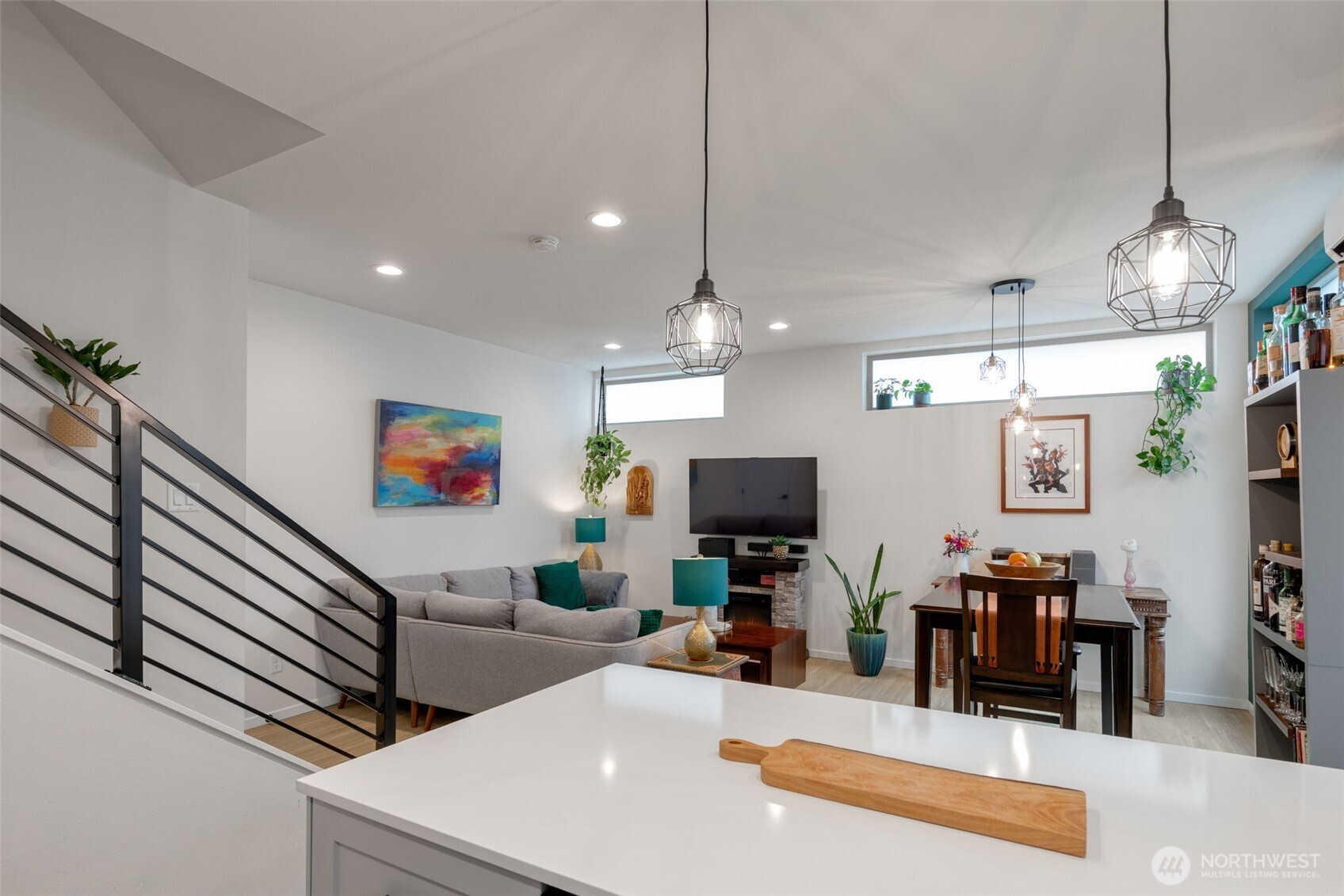 8015 Mary Avenue NW #D, Seattle, WA 98117