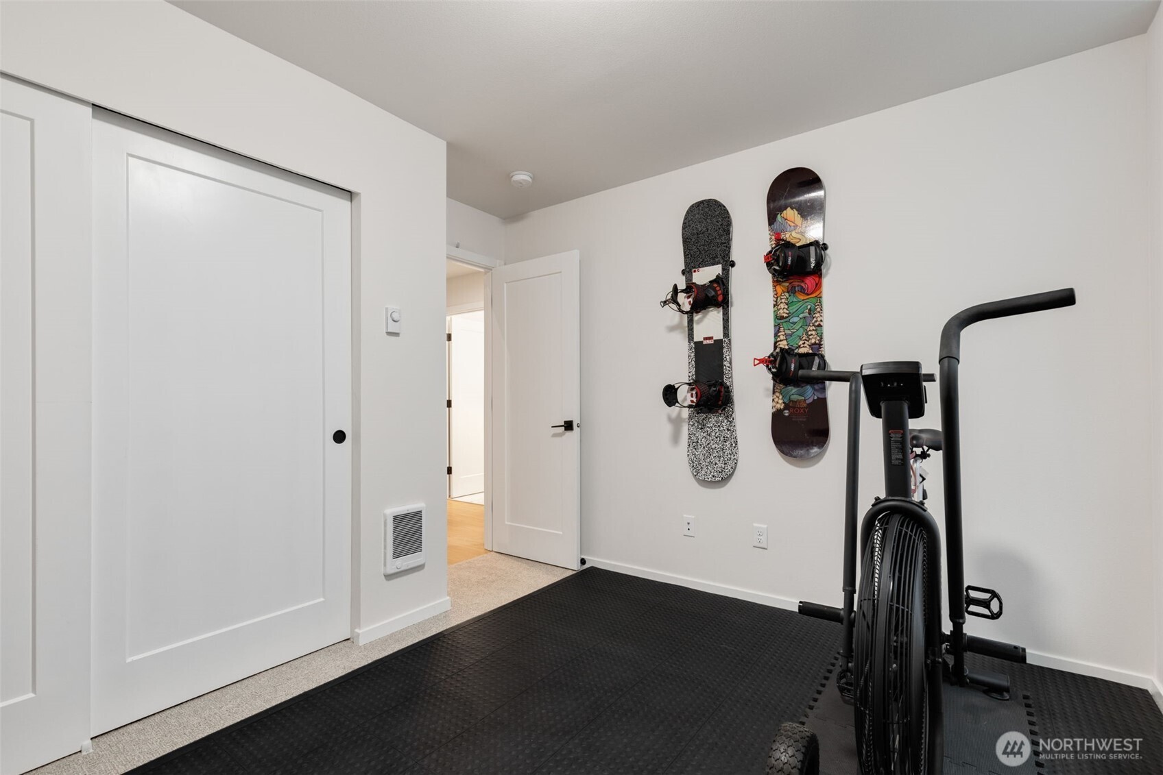 8015 Mary Avenue NW #D, Seattle, WA 98117