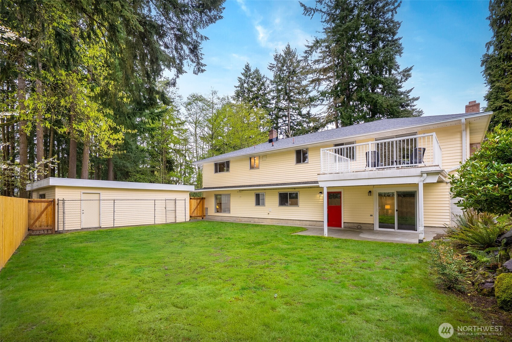 5402 West Drive , Everett, WA 98203