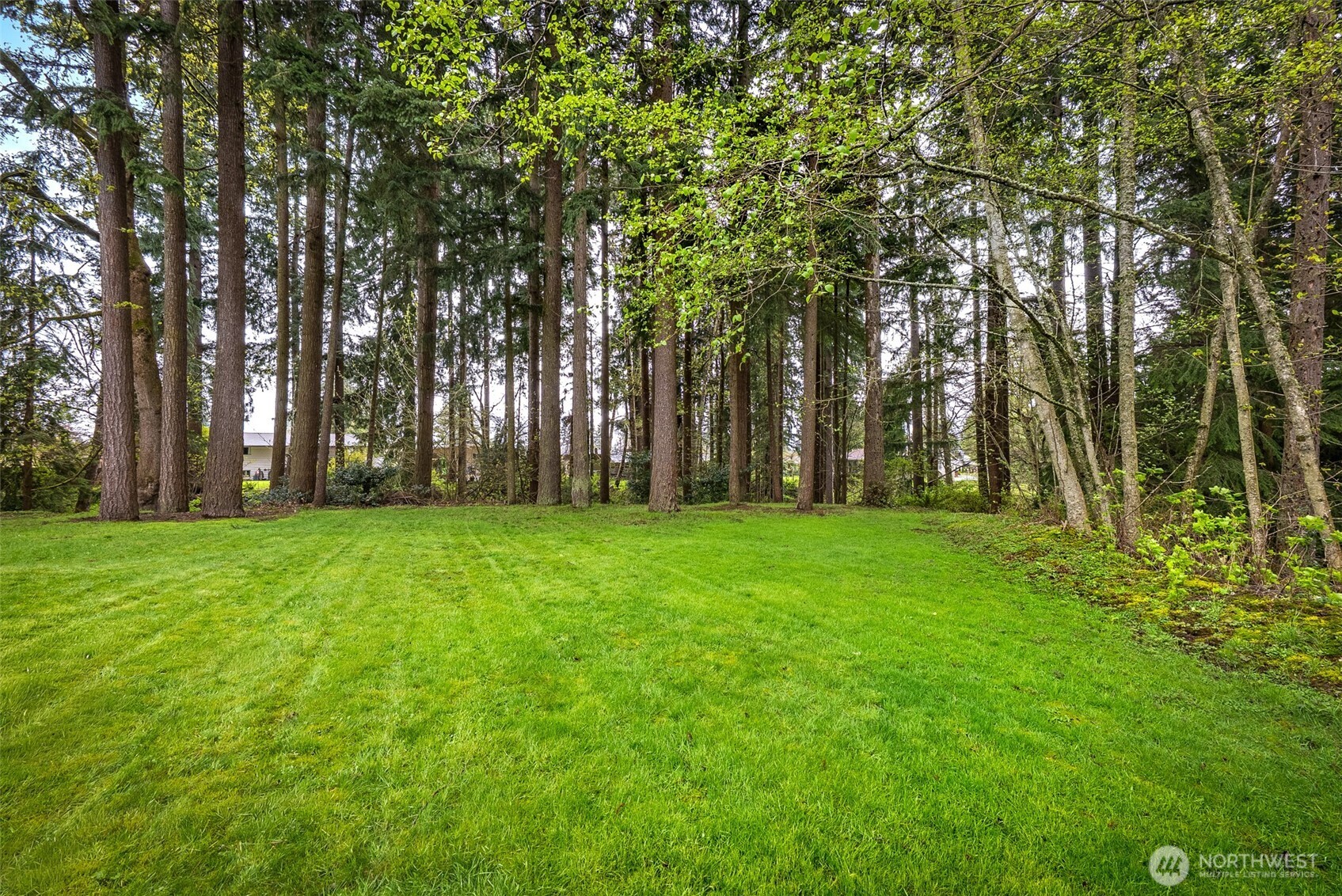 5402 West Drive , Everett, WA 98203