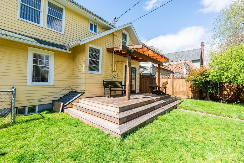 1424 25th Avenue , Longview, WA 98632