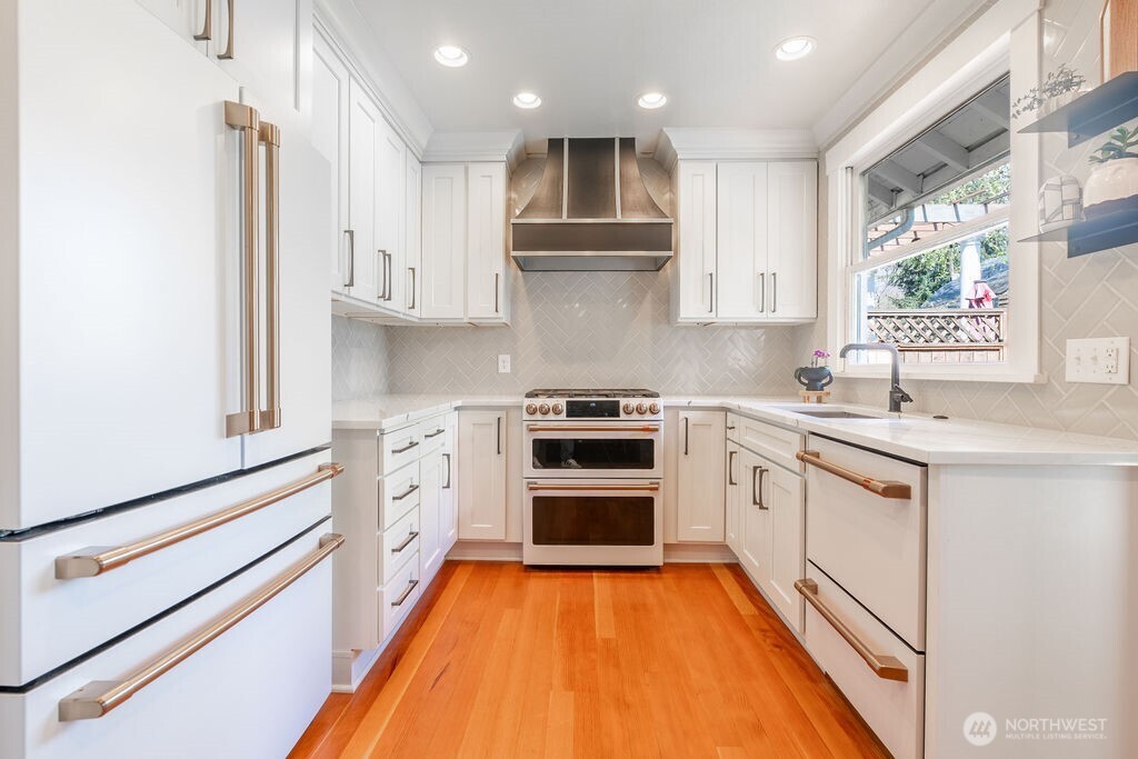 1424 25th Avenue , Longview, WA 98632