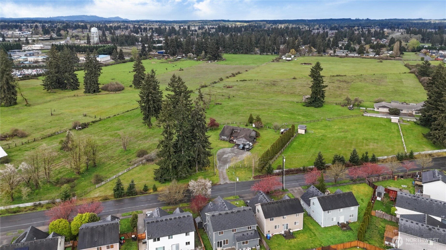 9114 Canal Road SE, Yelm, WA 98597