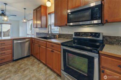 9114 Canal Road SE, Yelm, WA 98597 - Photo 10