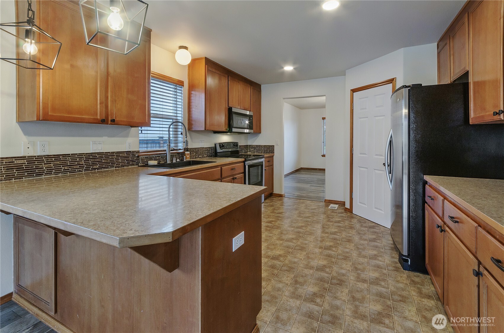 9114 Canal Road SE, Yelm, WA 98597
