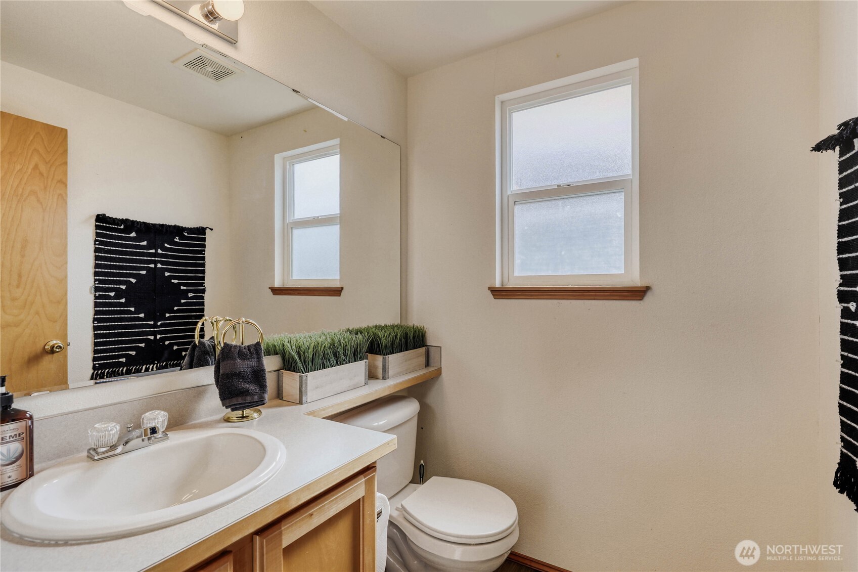 8123 77th Avenue NE, Marysville, WA 98258