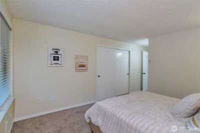 19115 Ballinger Way NE #102, Lake Forest Park, WA 98155 - Photo 14