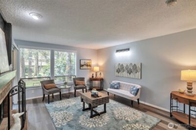 19115 Ballinger Way NE #102, Lake Forest Park, WA 98155 - Photo 8