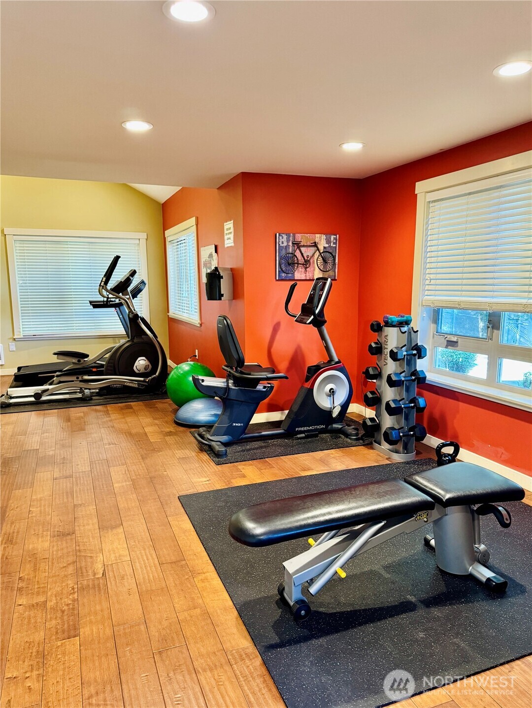 15291 NE 82nd Street #302, Redmond, WA 98052