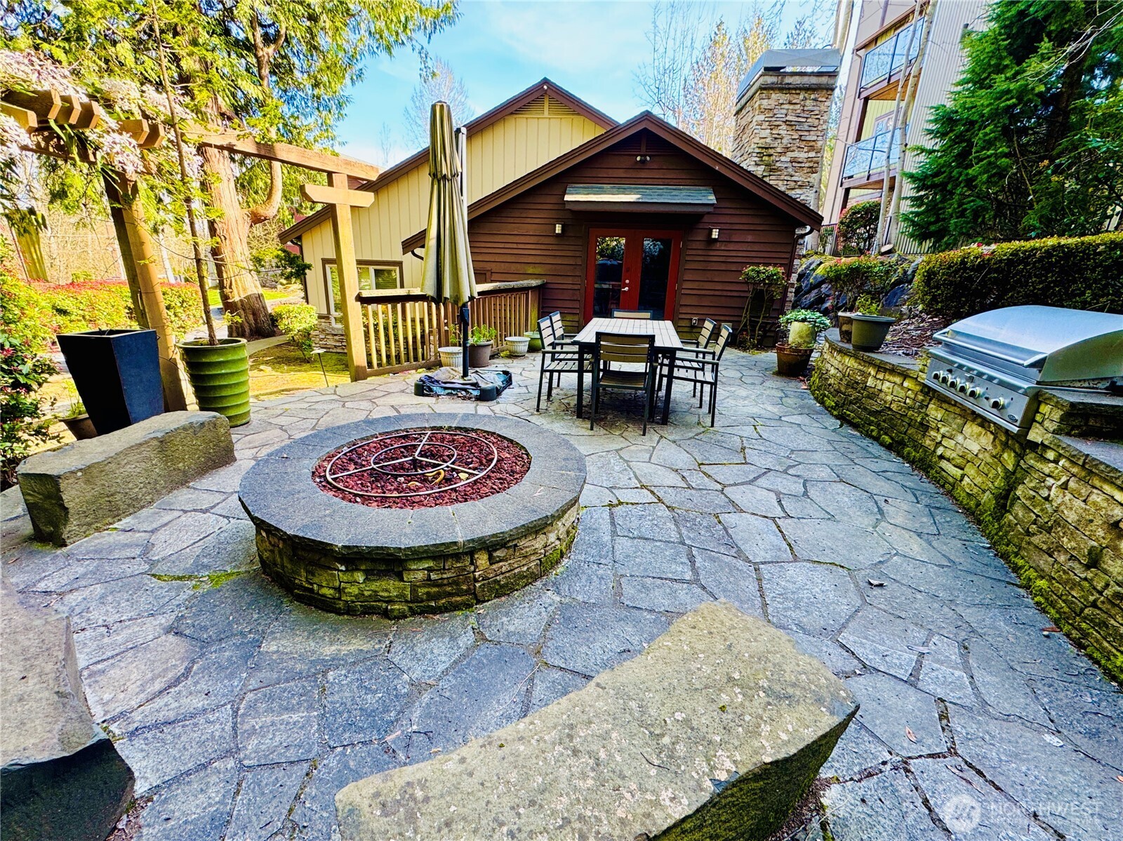 15291 NE 82nd Street #302, Redmond, WA 98052