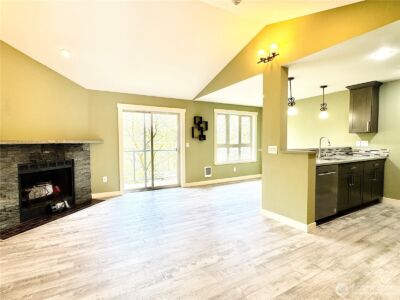 15291 NE 82nd Street #302, Redmond, WA 98052 - Photo 4