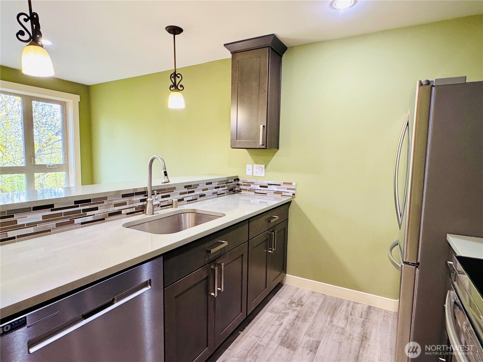 15291 NE 82nd Street #302, Redmond, WA 98052