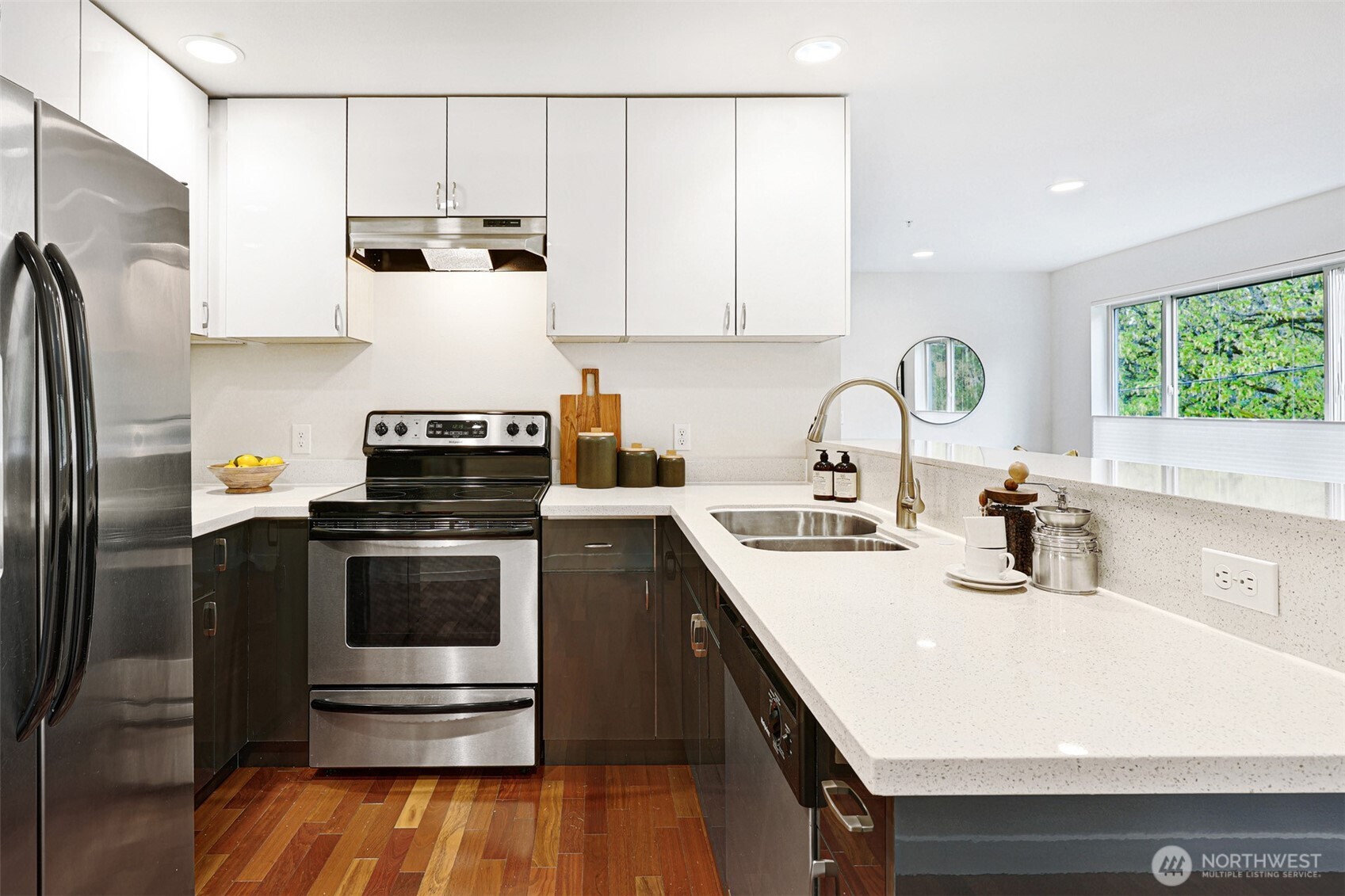 6219 NE 181st Street #301, Kenmore, WA 98028