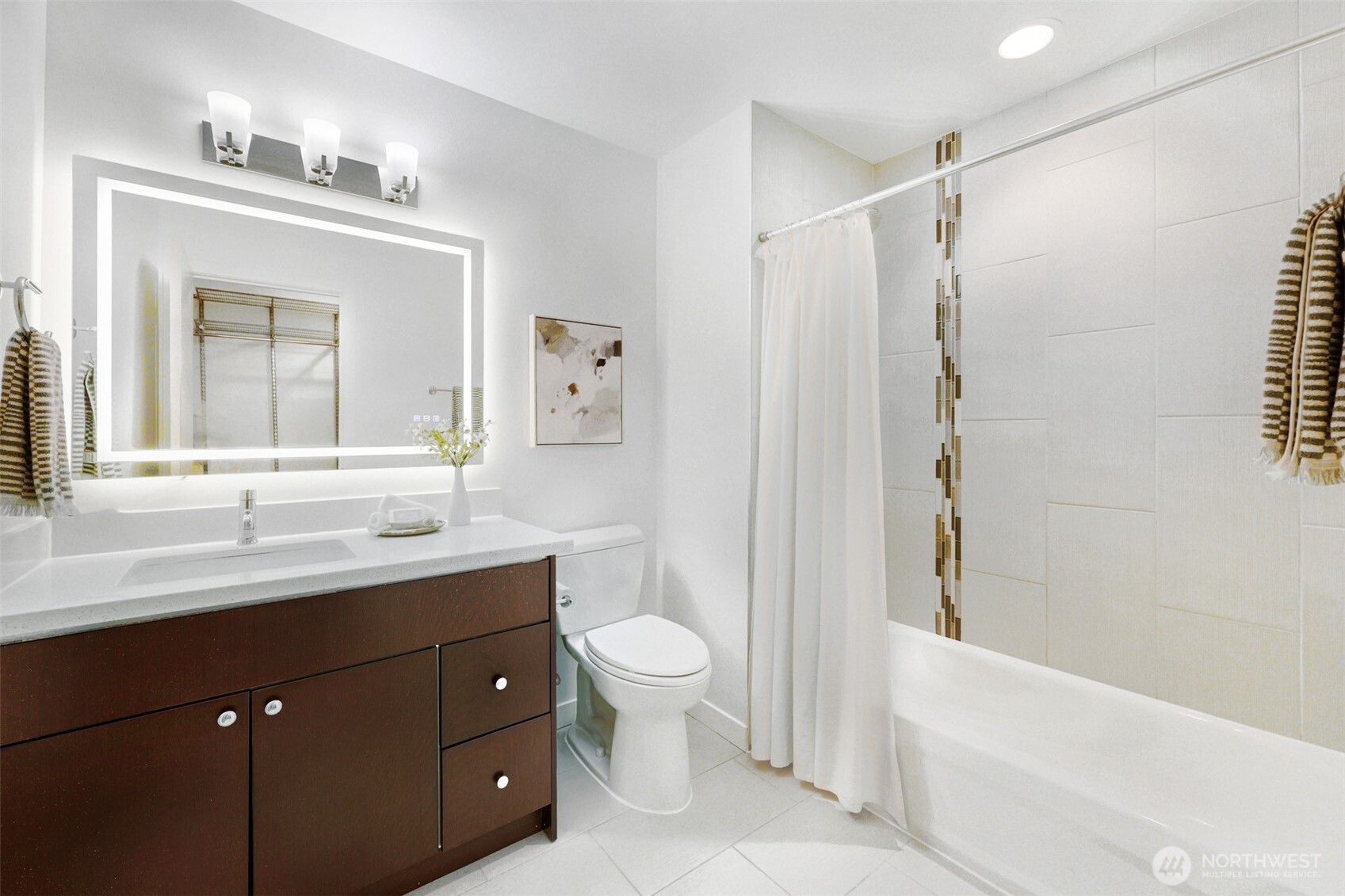 6219 NE 181st Street #301, Kenmore, WA 98028