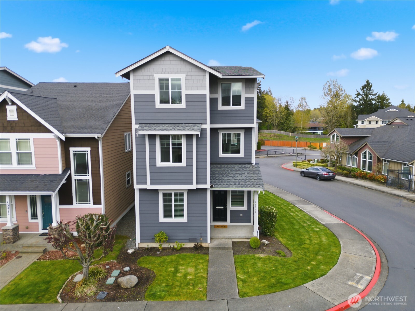 13319 96th Avenue Ct E, Puyallup, WA 98373