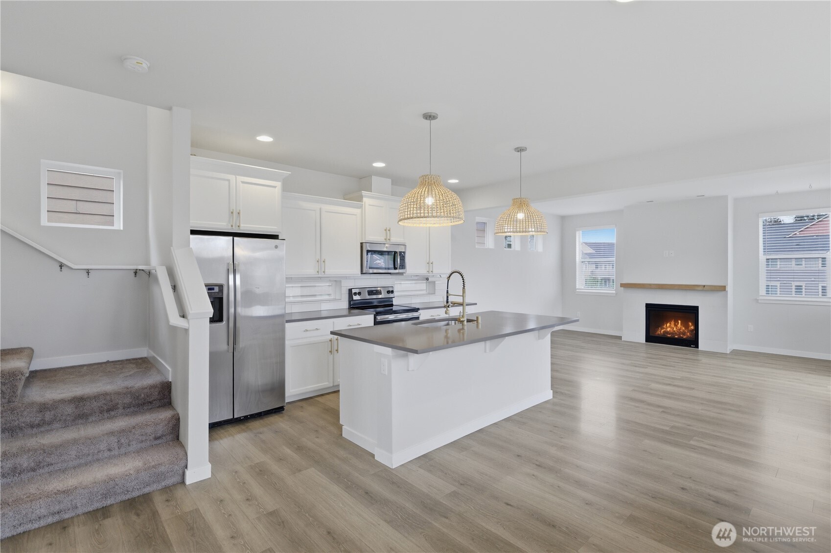 13319 96th Avenue Ct E, Puyallup, WA 98373