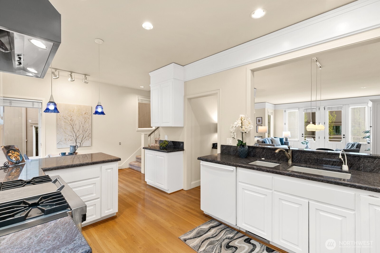2341 43rd Avenue E, Seattle, WA 98112