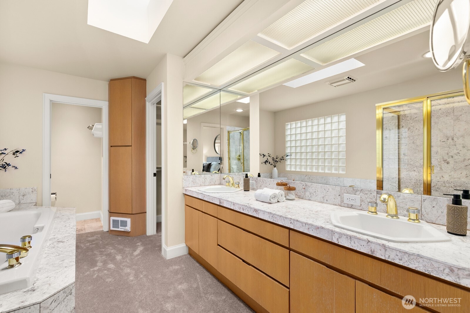 2341 43rd Avenue E, Seattle, WA 98112