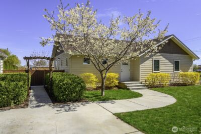 2143 NE Valley Road , Moses Lake, WA 98837