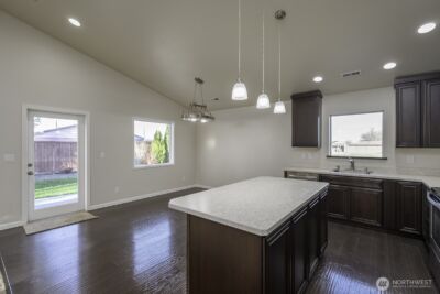 2143 NE Valley Road , Moses Lake, WA 98837 - Photo 15