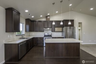2143 NE Valley Road , Moses Lake, WA 98837 - Photo 17