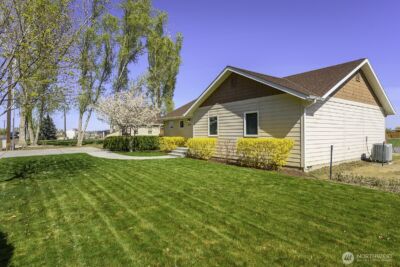 2143 NE Valley Road , Moses Lake, WA 98837 - Photo 5