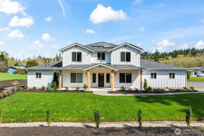5946 SE Lake Valley Road , Port Orchard, WA 98367