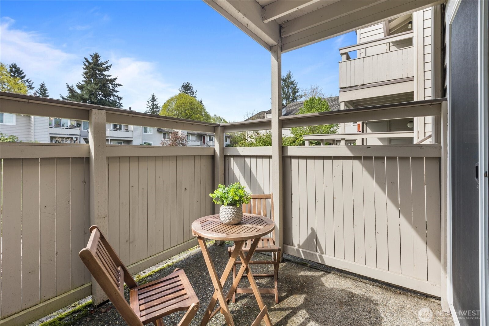 14200 NE 171st St #E104, Woodinville, WA 98072
