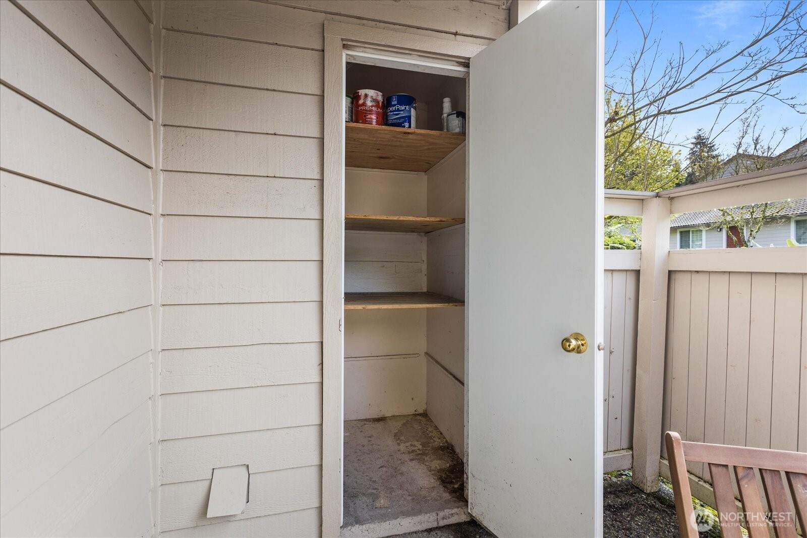 14200 NE 171st St #E104, Woodinville, WA 98072