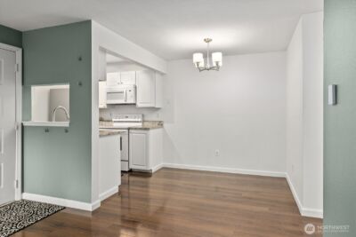 14200 NE 171st St #E104, Woodinville, WA 98072 - Photo 8