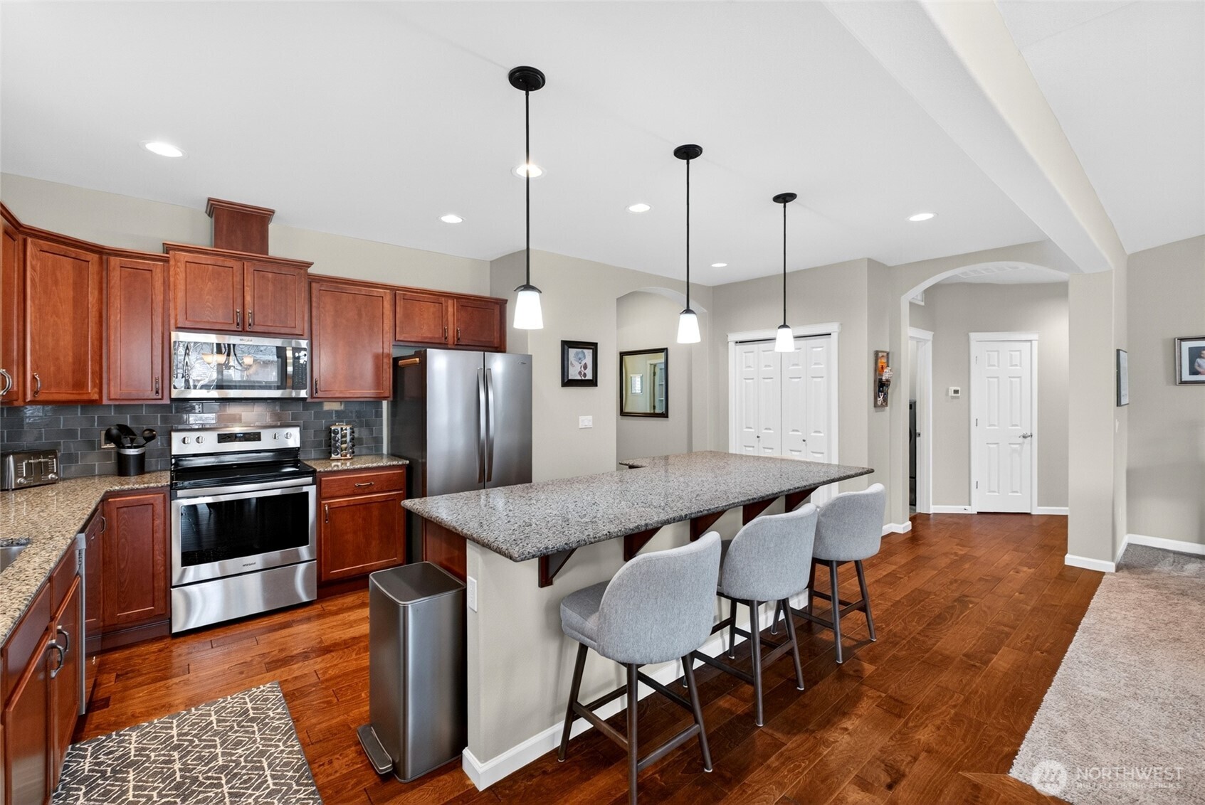 646 Mandee Street SE, Lacey, WA 98513