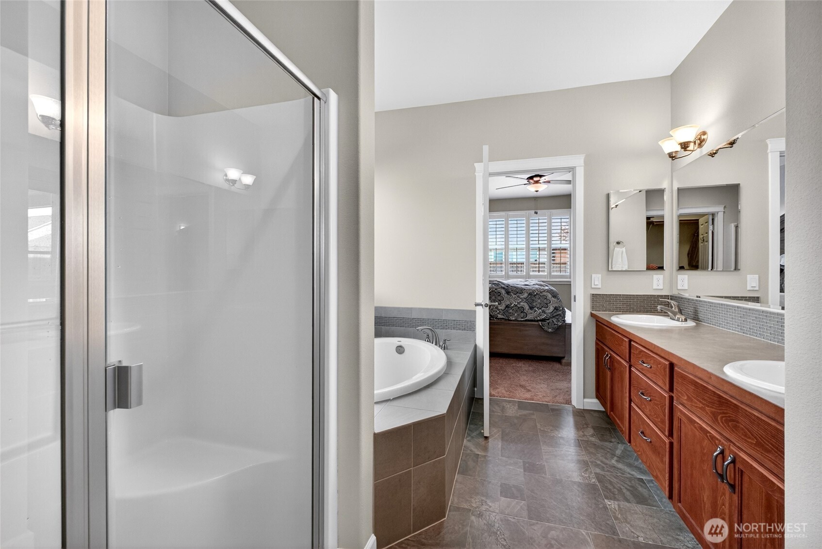 646 Mandee Street SE, Lacey, WA 98513