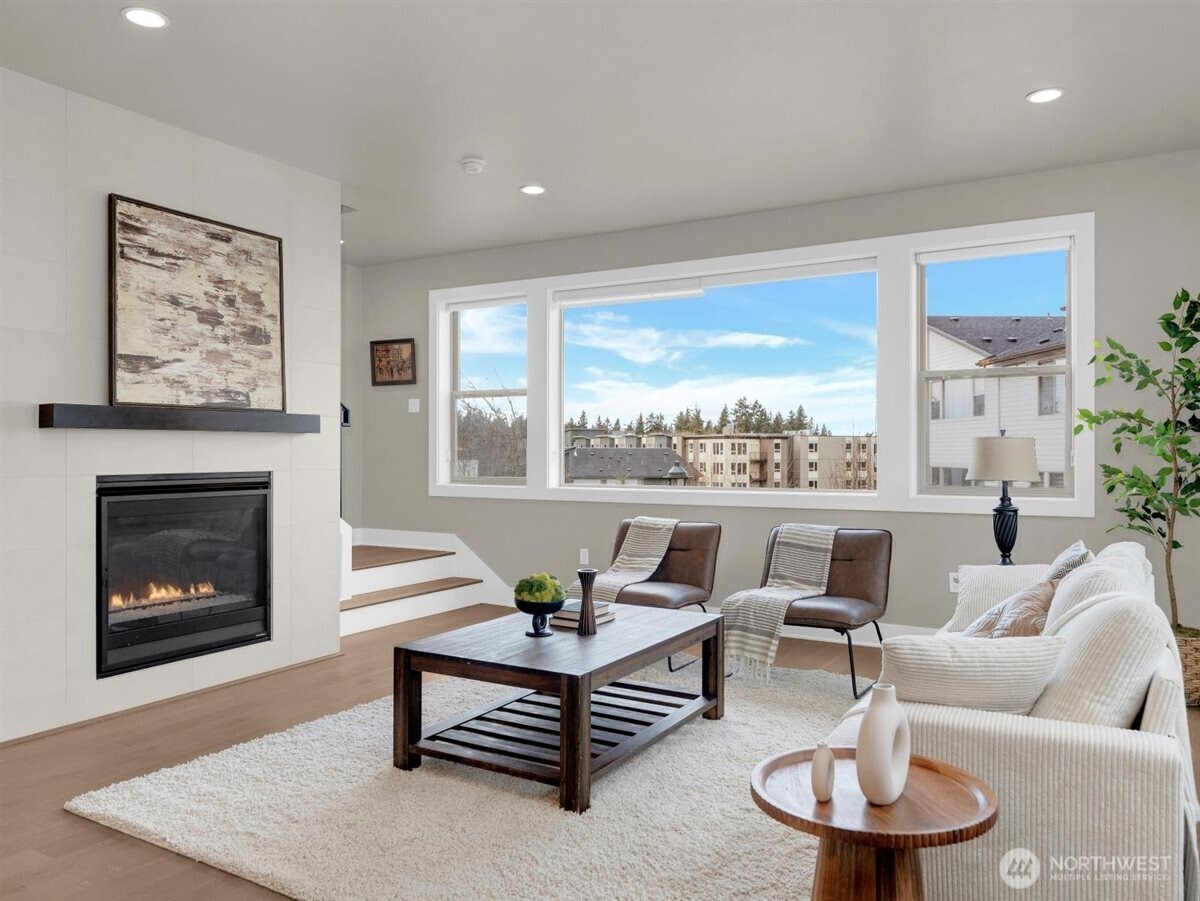 13657 SE 67th Lane #8H-3, Newcastle, WA 98059