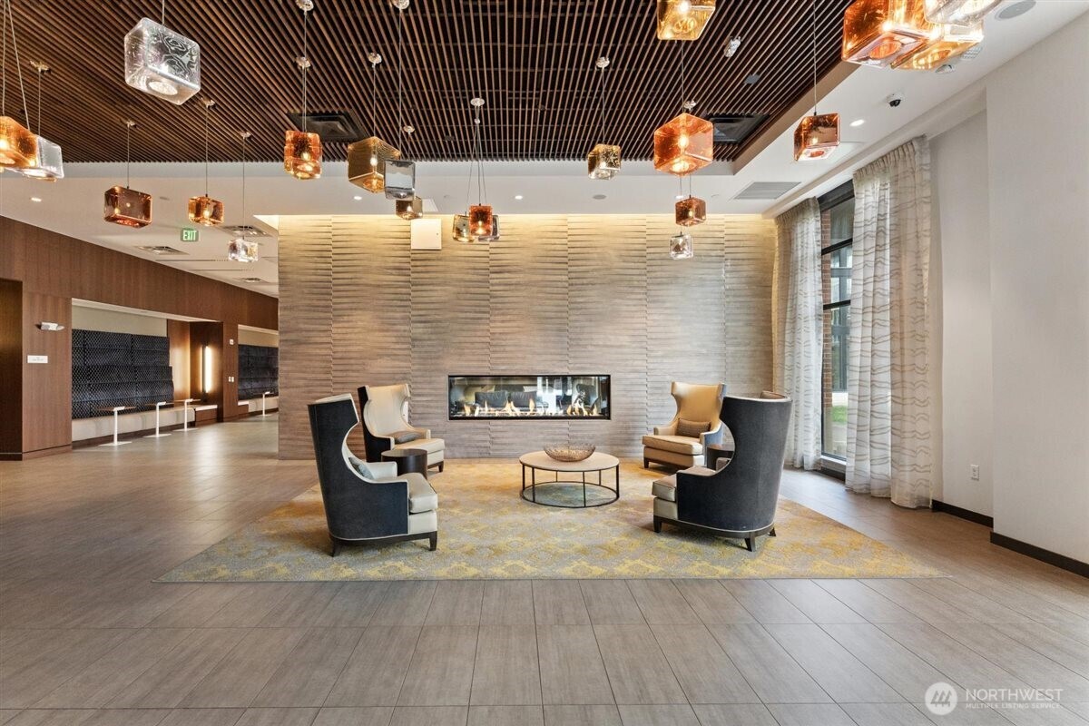 13657 SE 67th Lane #8H-3, Newcastle, WA 98059