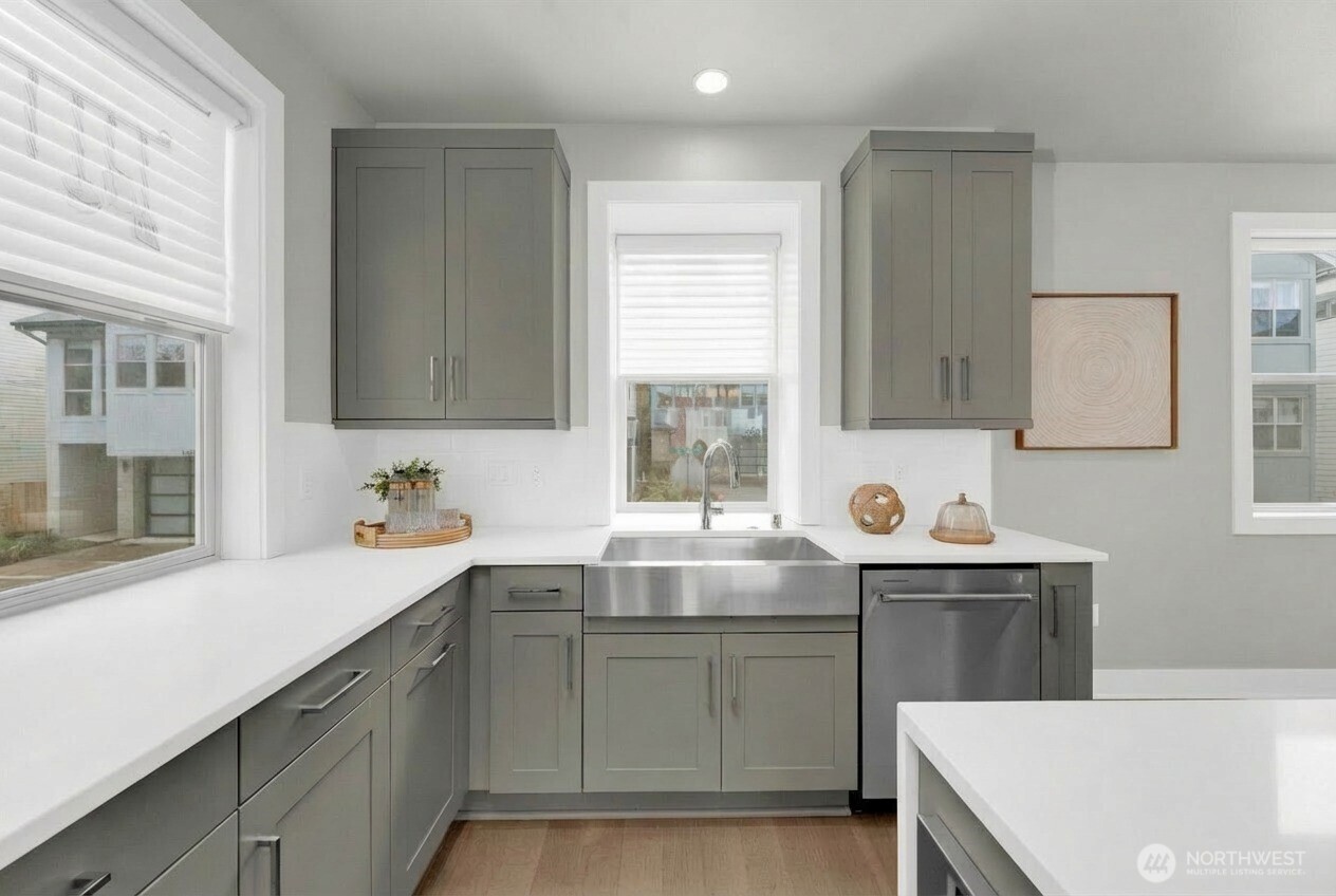 13657 SE 67th Lane #8H-3, Newcastle, WA 98059