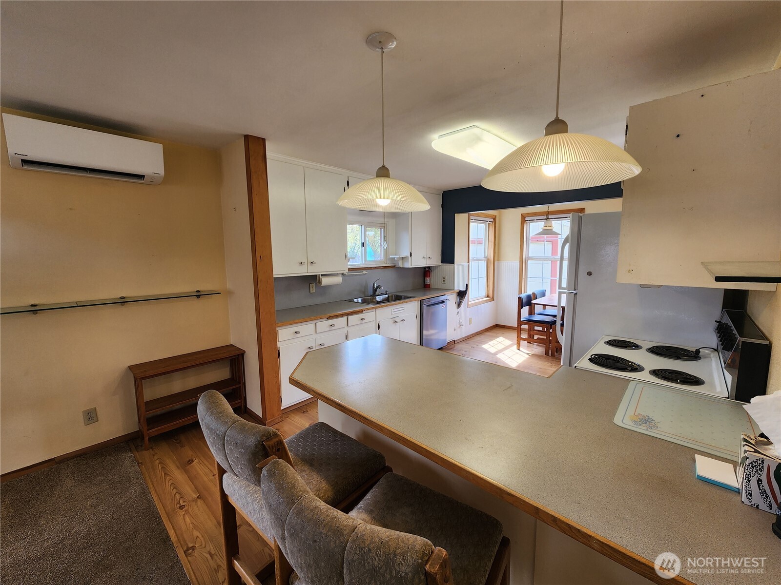 114 W 9 TH , Port Angeles, WA 98362