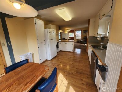 114 W 9 TH , Port Angeles, WA 98362 - Photo 14