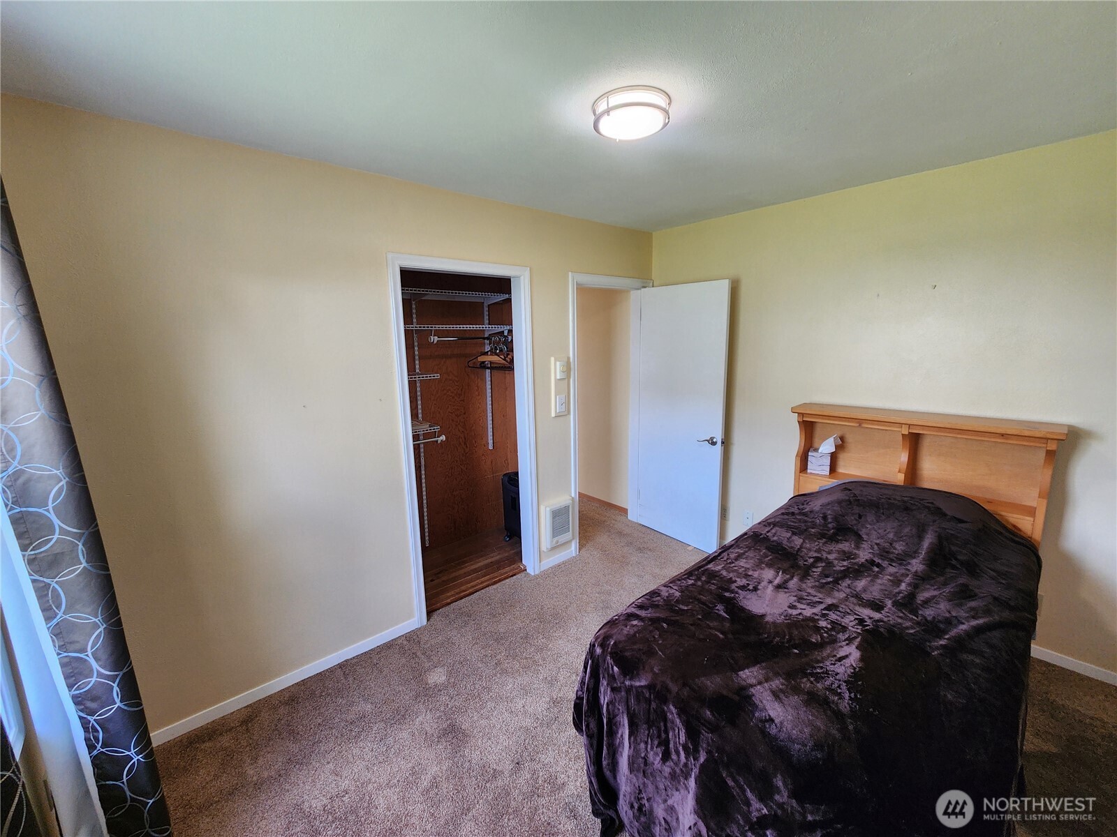 114 W 9 TH , Port Angeles, WA 98362