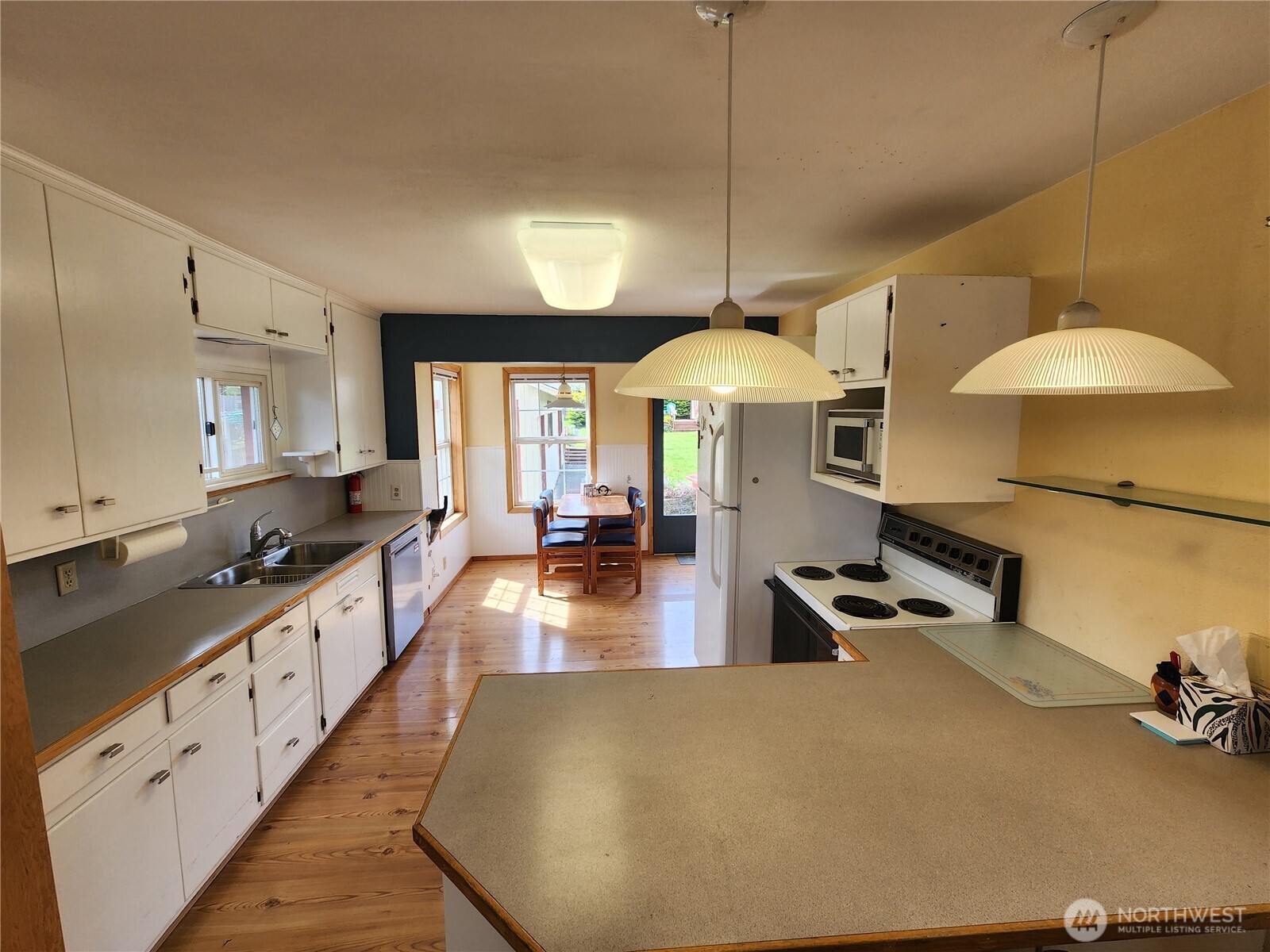 114 W 9 TH , Port Angeles, WA 98362