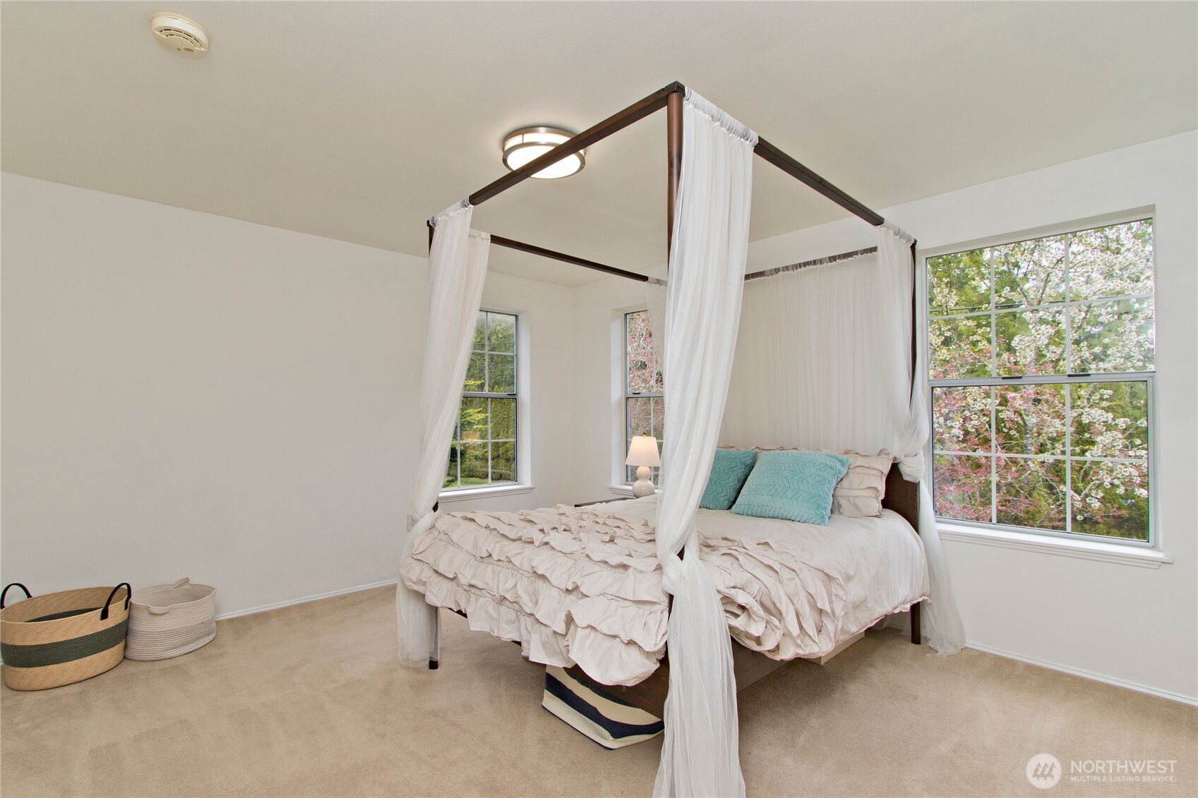 23811 SE 374th Street , Enumclaw, WA 98022