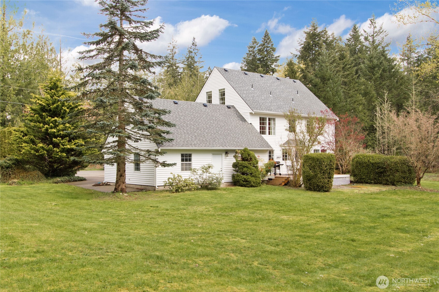 23811 SE 374th Street , Enumclaw, WA 98022