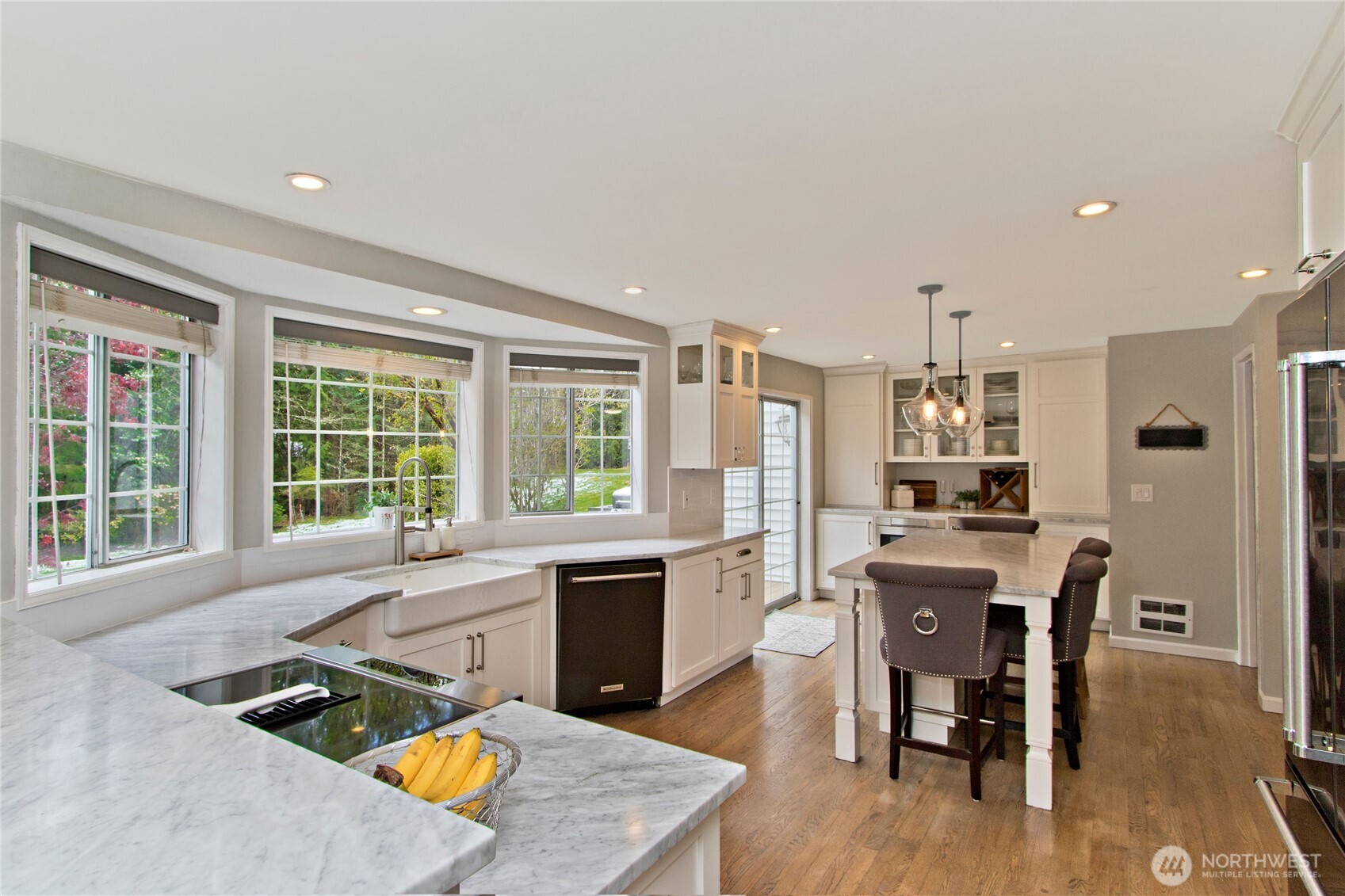 23811 SE 374th Street , Enumclaw, WA 98022