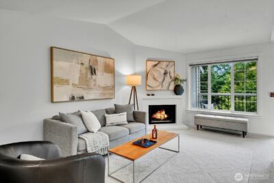 12404 E Gibson Road #B-304, Everett, WA 98204