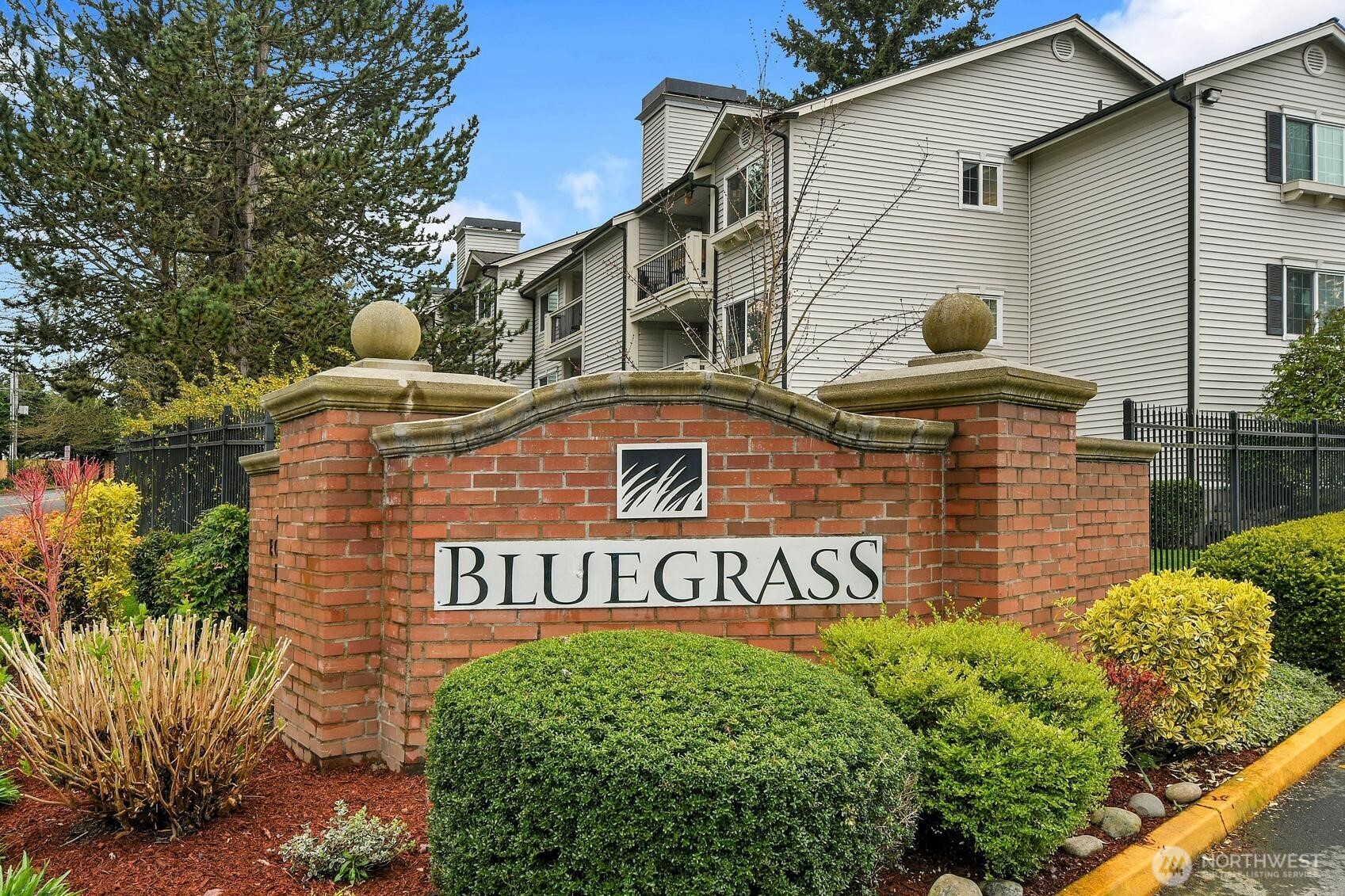 12404 E Gibson Road #B-304, Everett, WA 98204