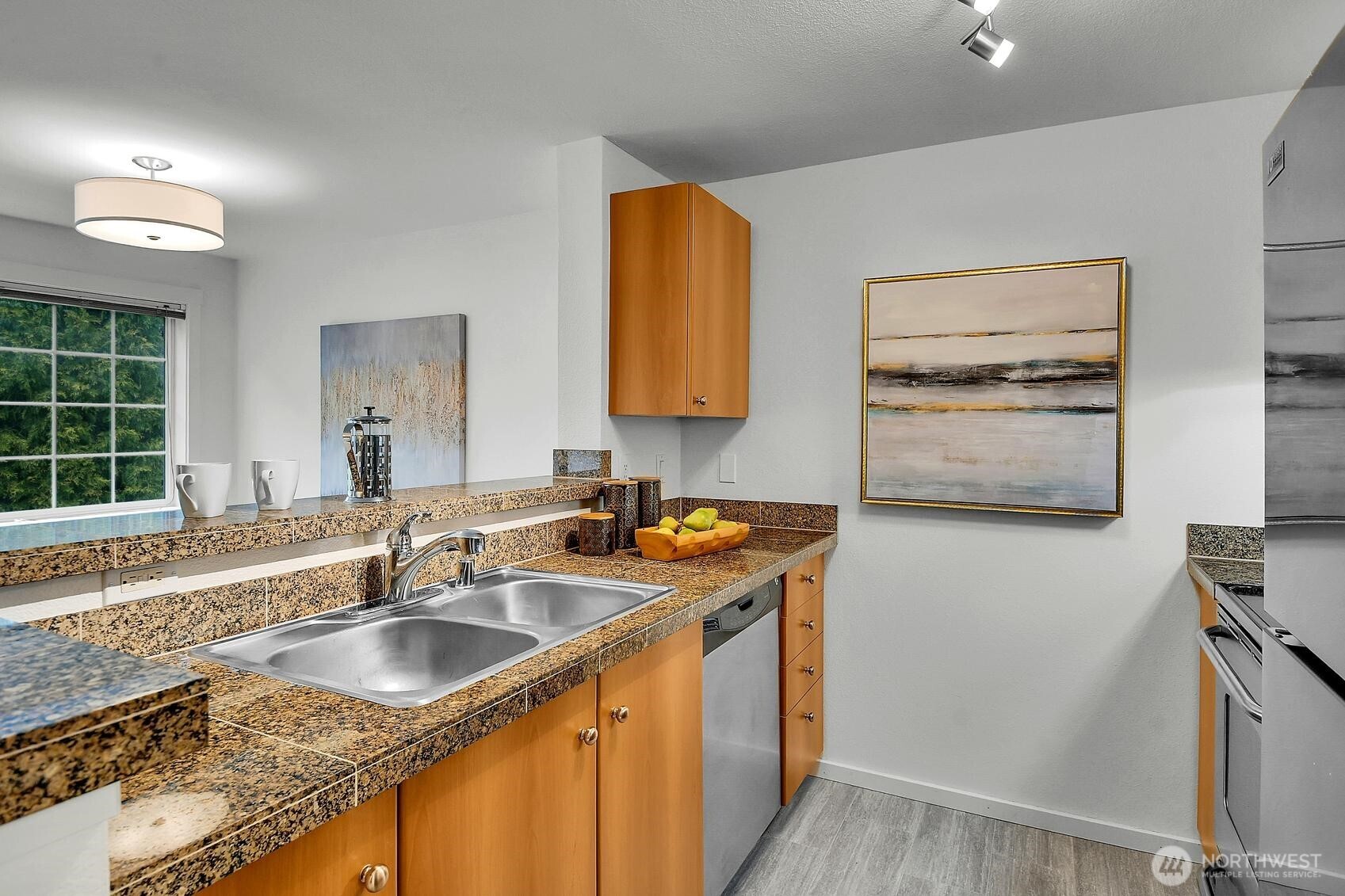 12404 E Gibson Road #B-304, Everett, WA 98204